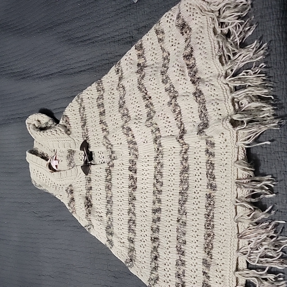 Simply Be knit poncho size 16 / 18 cream
